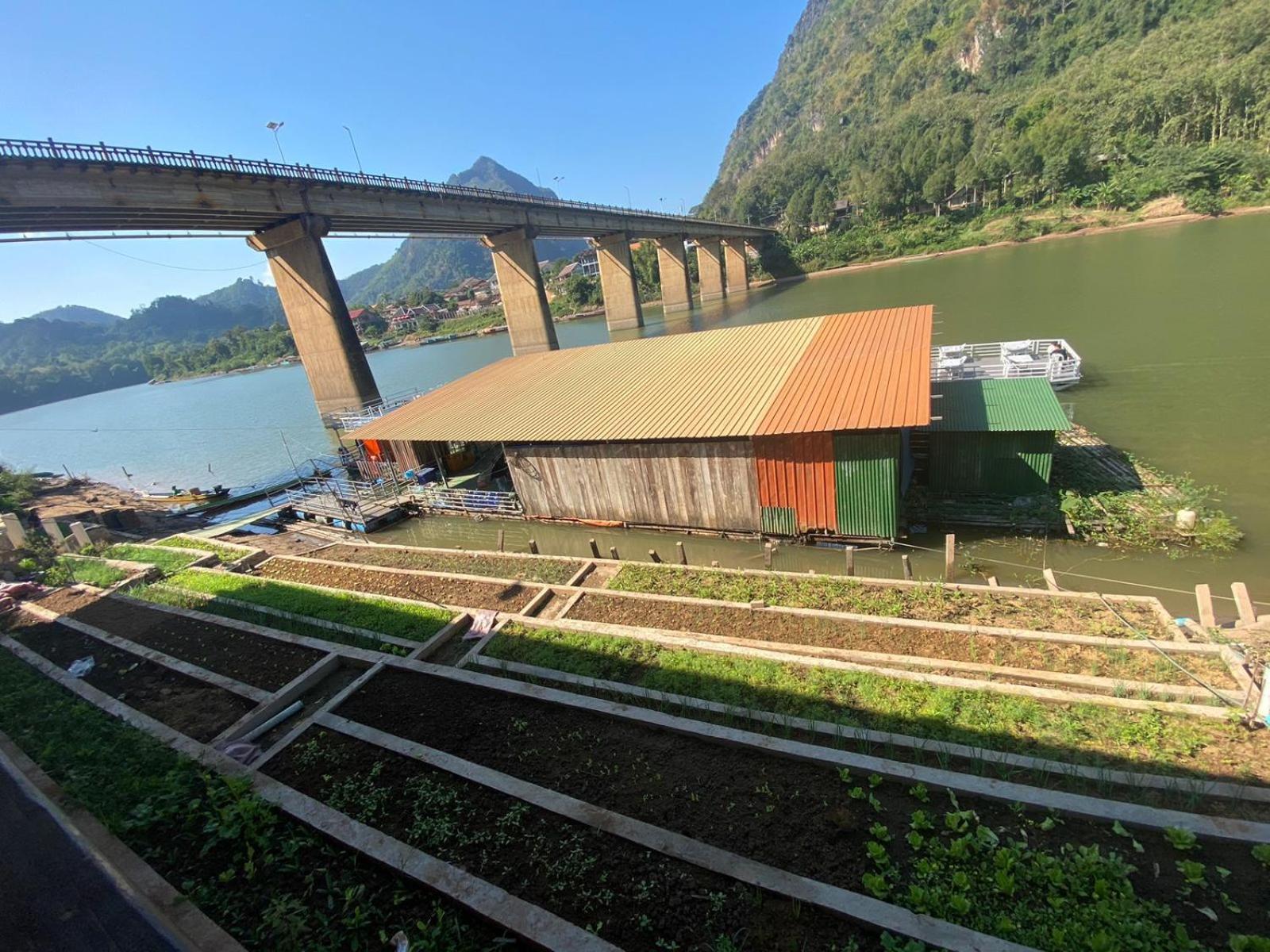 Hotel Cam U View Bungalow Nongkhiaw Esterno foto